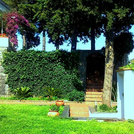 فندق مبيت وإفطار Aloisio سان غريغوريو دي كاتانيا